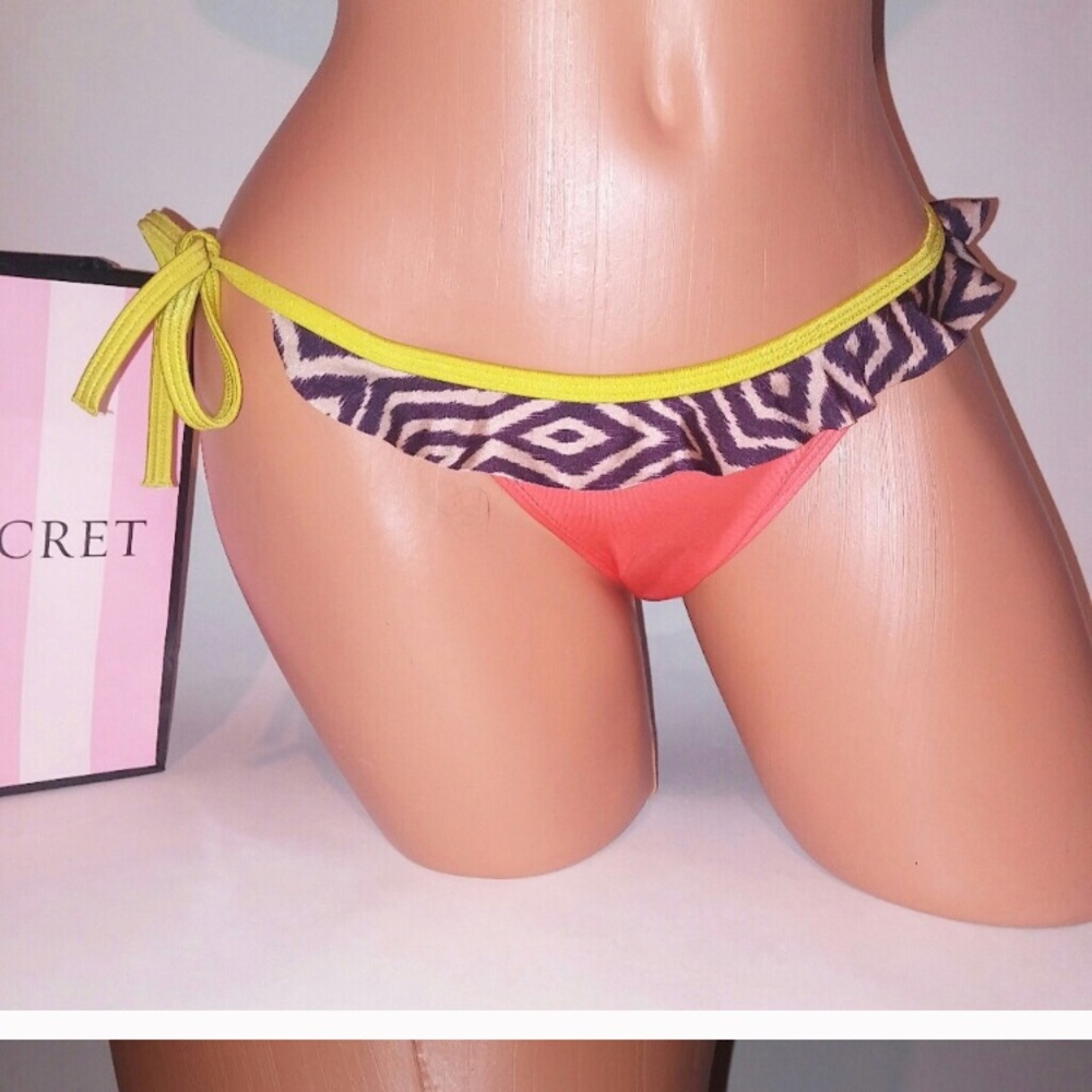 Vs String Bikini - image 8